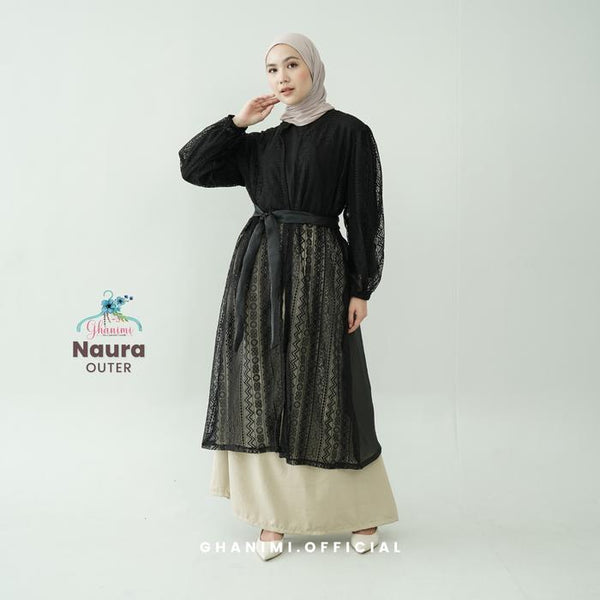 Naura Long Outer