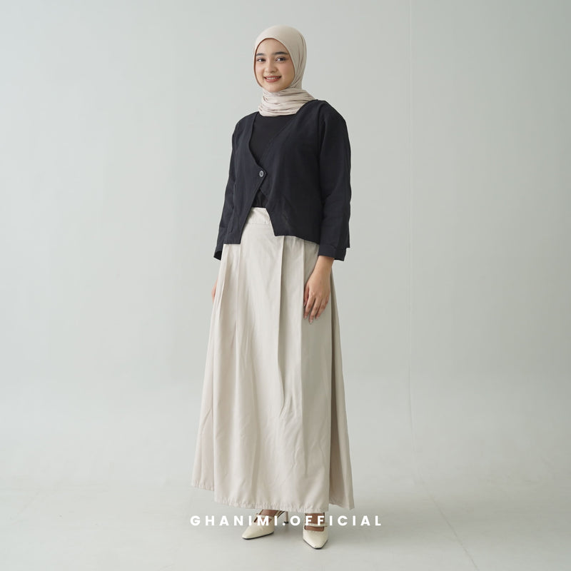 Qeela Outer