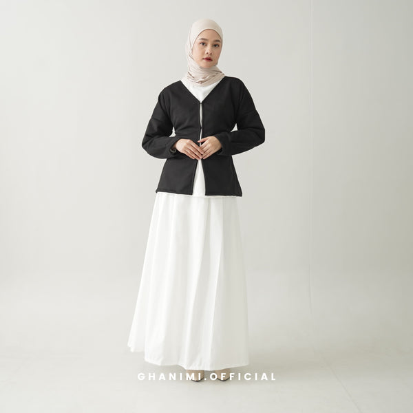 Myra Outer Black