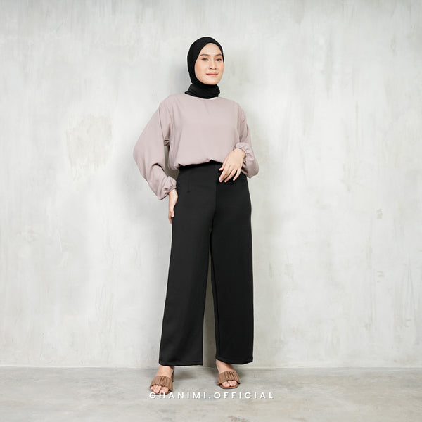 Yashirin kamera pissing qizlar Porno, avtostopning yoli yoq