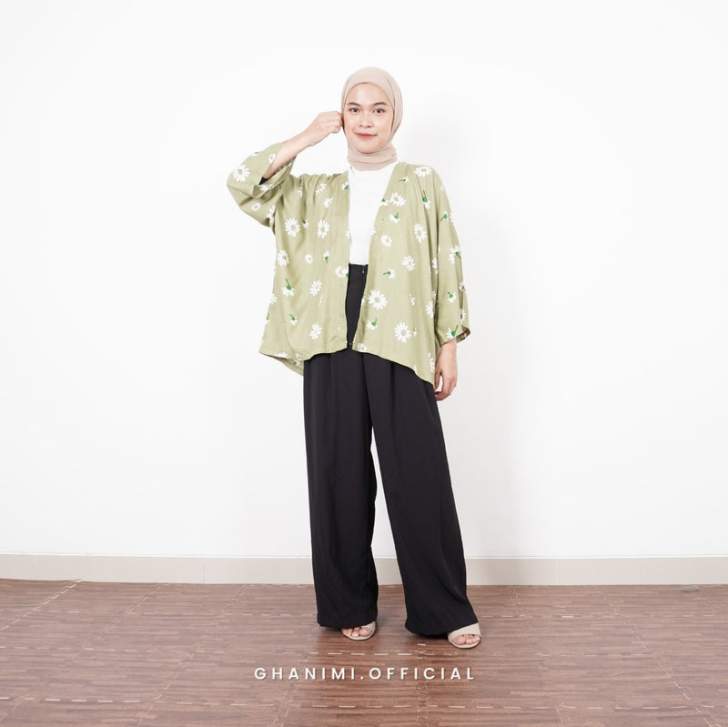 Giolla Outer Matcha