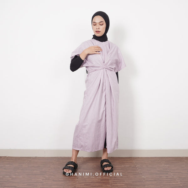 Azkia Dress Plum
