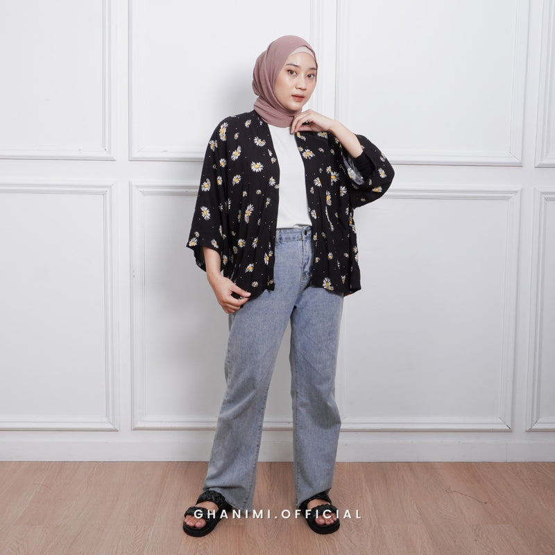 Giolla Outer Black Daissy