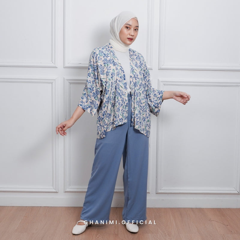 Giolla Outer Flower Blue
