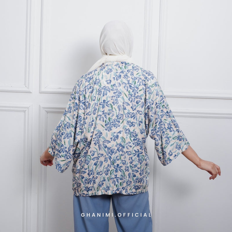 Giolla Outer Flower Blue