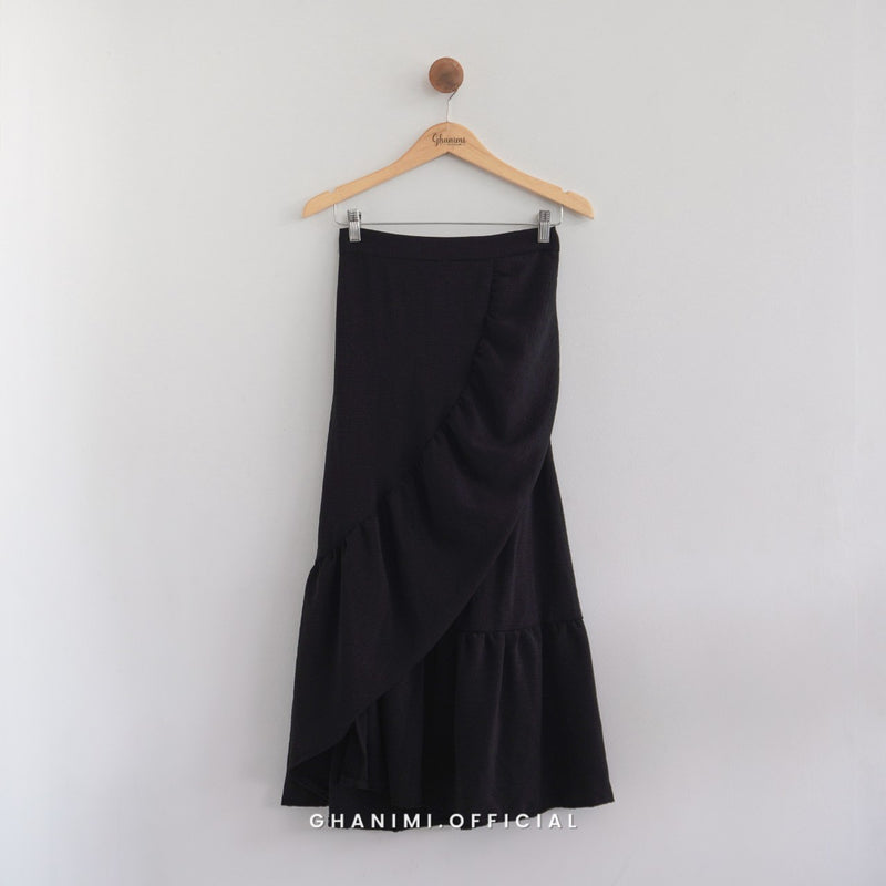 Hyorin Skirt Black