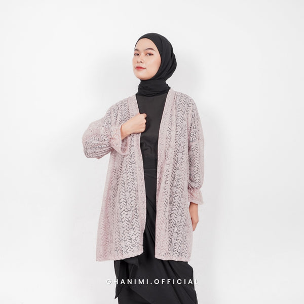 Sarah Lace Outer Nude